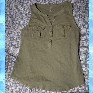 NY & Co green split neck tank top